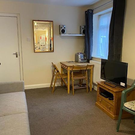 Ham Road Apartment Worthing Kültér fotó